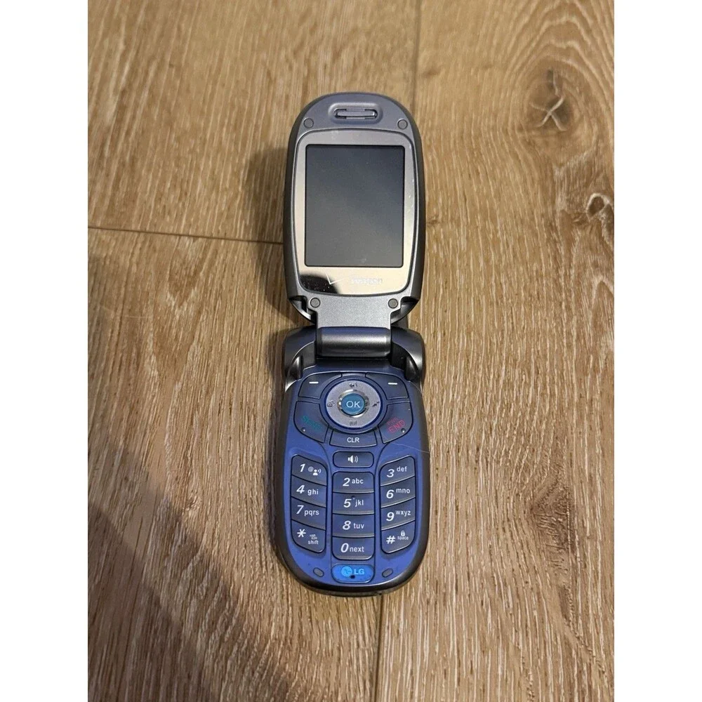 LG VX8300 - Gray and Silver ( Verizon ) Cellular Flip Phone
